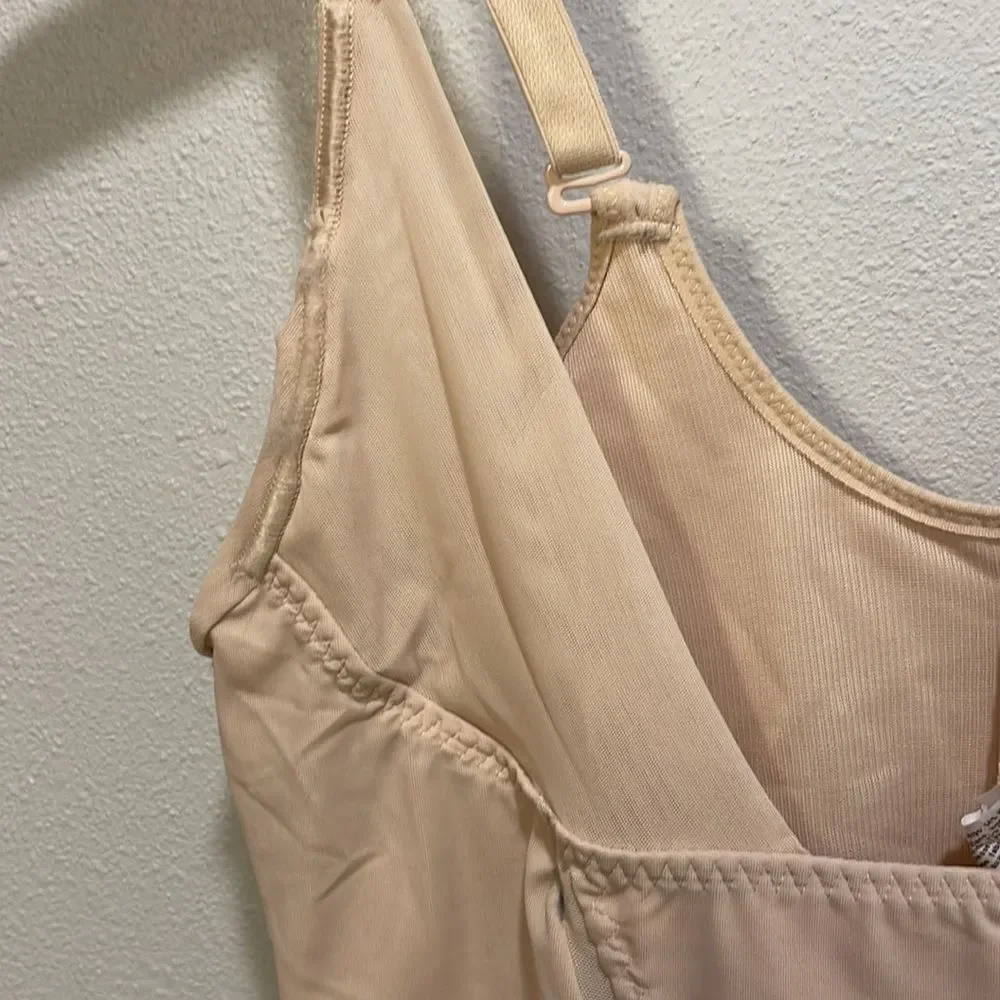 Maidenform woman’s nude